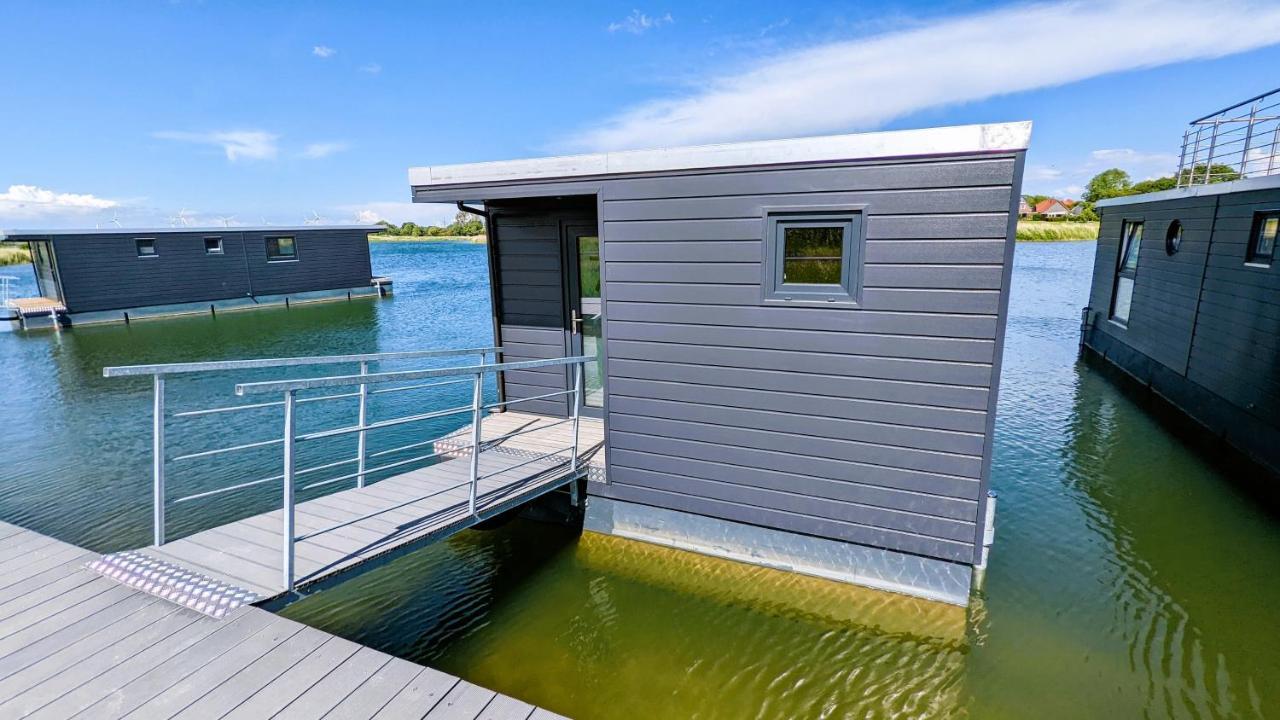 Hausboot Wangermeerblick ชิลลิคช์ ภายนอก รูปภาพ